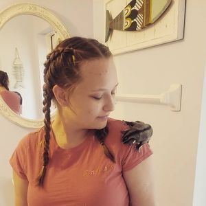 Meet your Posher, Sylvia